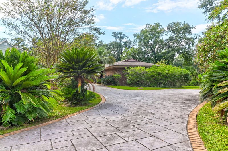 280 N Hobcaw Dr, Mount Pleasant, SC 29464