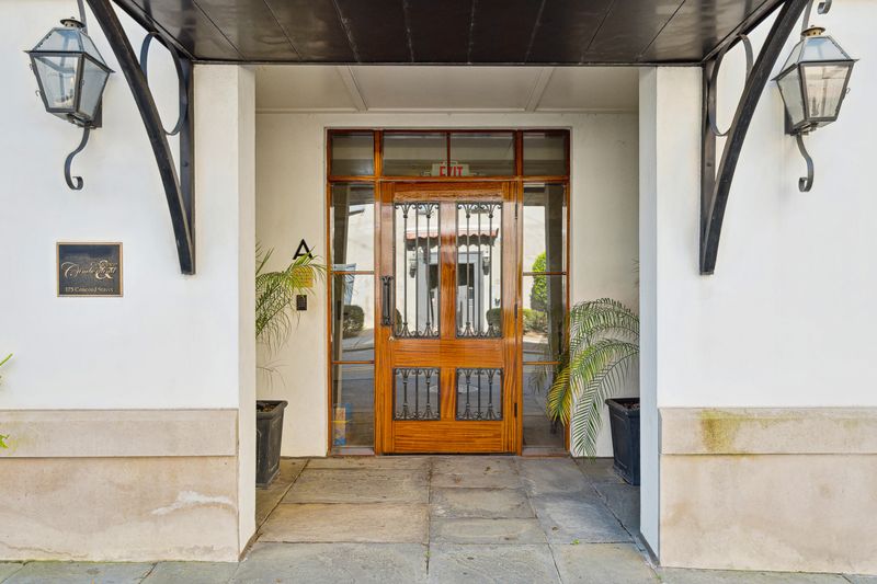 175 Concord St #303, Charleston, SC 29401
