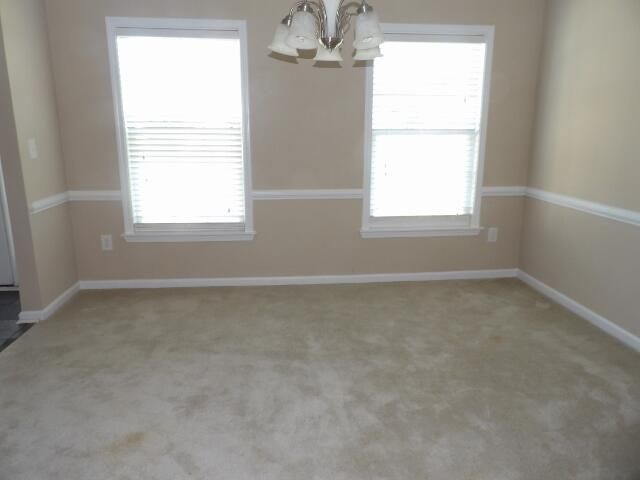 319 Hathaway Dr, Goose Creek, SC 29445