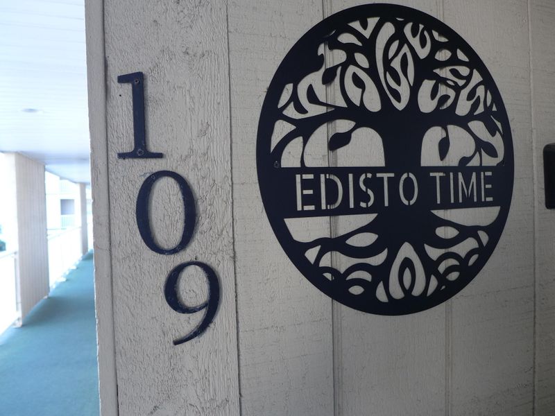 3701 Dock Site Rd #109, Edisto Island, SC 29438