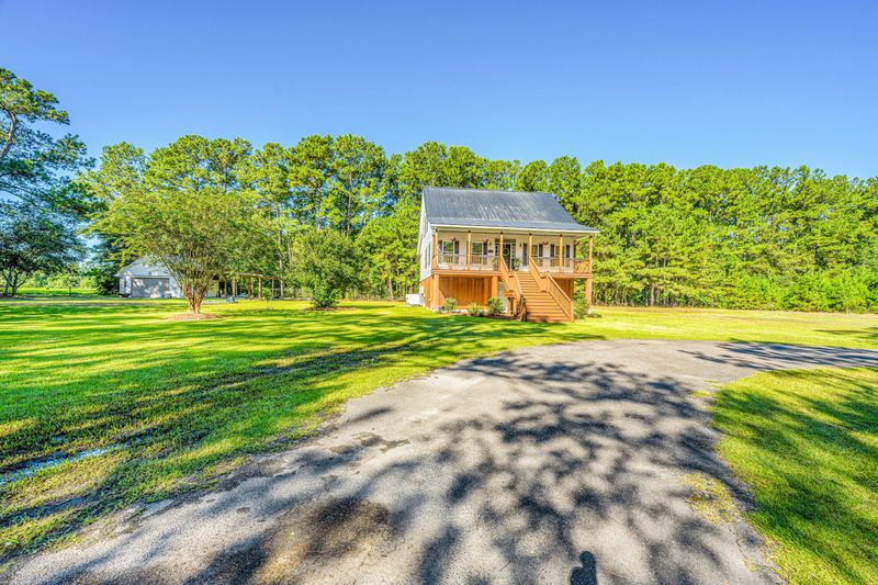 150 Newton Rd, Summerville, SC 29483