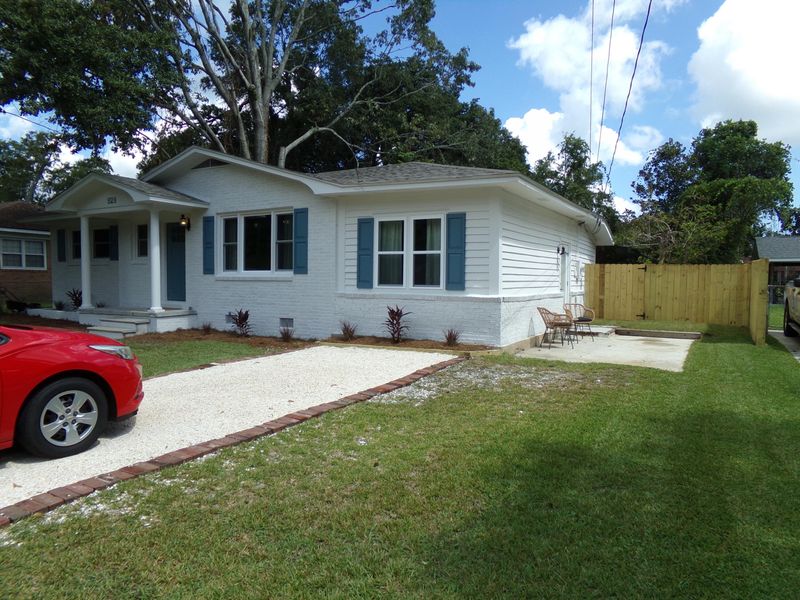 928 Yorktown Dr, Charleston, SC 29412