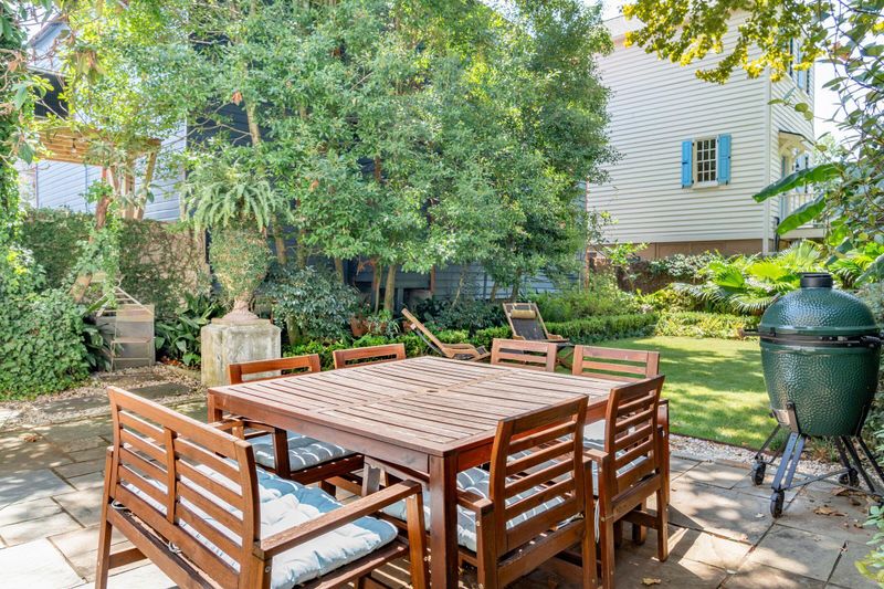 3 Aiken St, Charleston, SC 29403