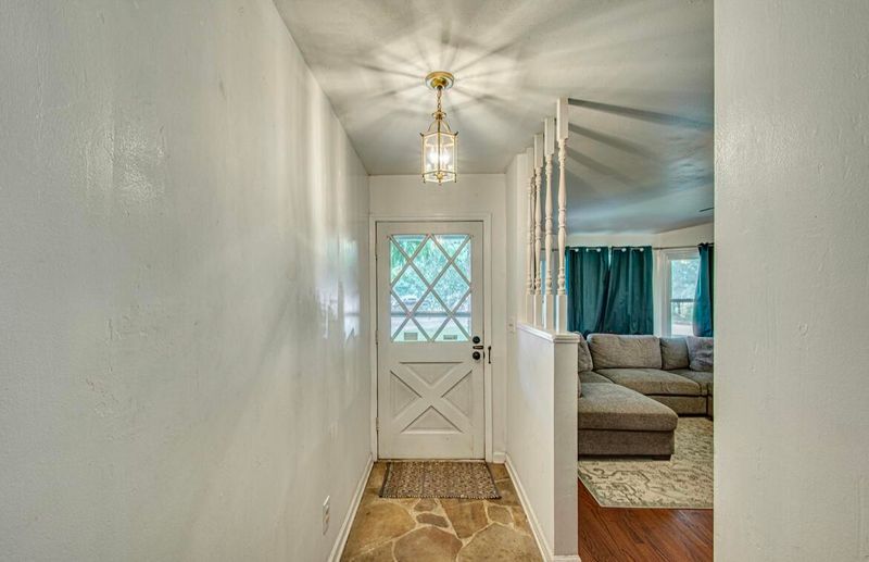 100 Jackson Rd, Ladson, SC 29456