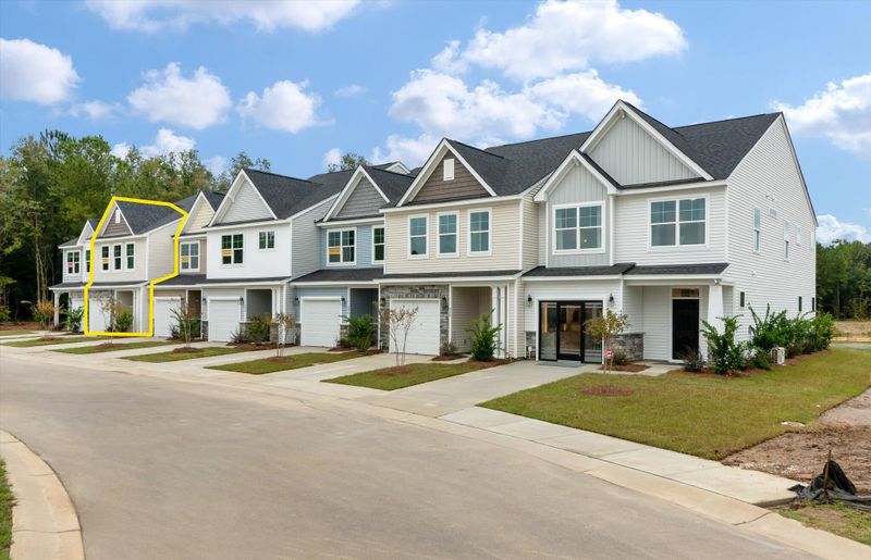 390 Painted Lady Ln, Goose Creek, SC 29445