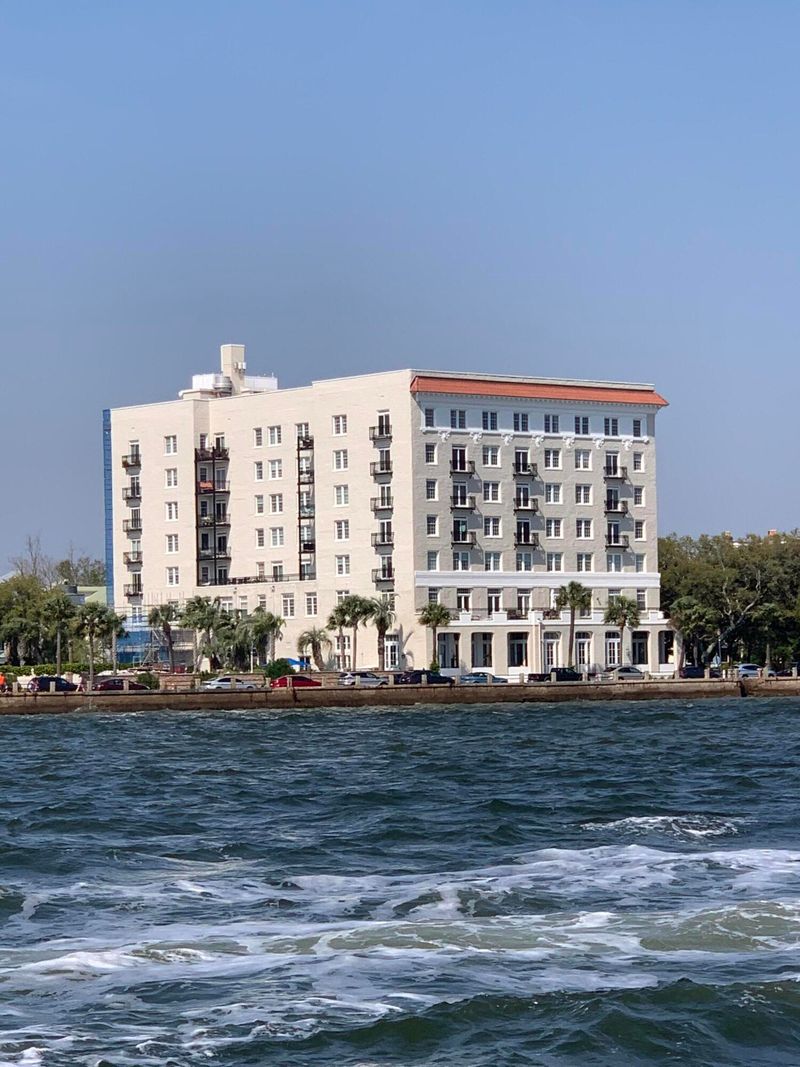 1 King St #709, Charleston, SC 29401