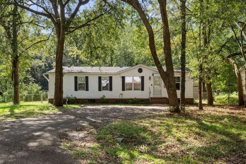 112 Dunmeyer Loop Rd, Summerville, SC 29485