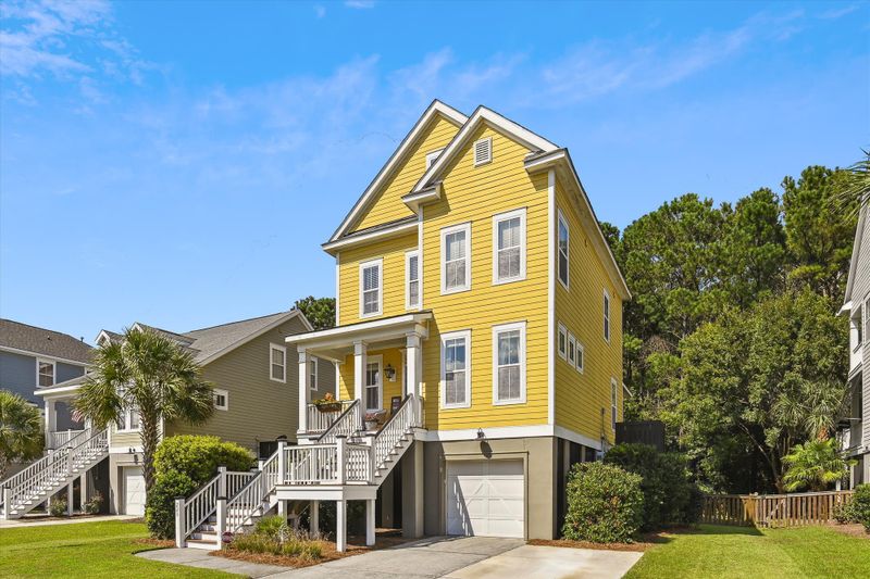 220 Clouter Creek Dr, Charleston, SC 29492