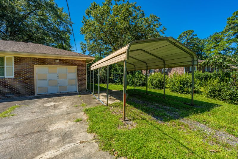 405 Cleveland St, Summerville, SC 29483