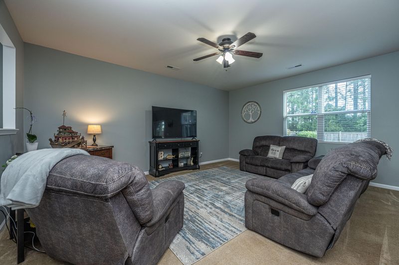 274 Cameron St, Summerville, SC 29486