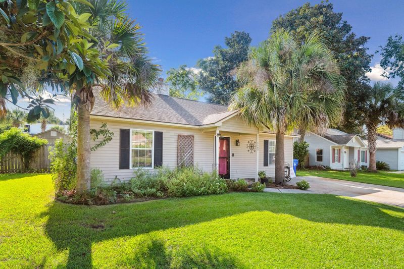 1187 Landsdowne Dr, Charleston, SC 29412