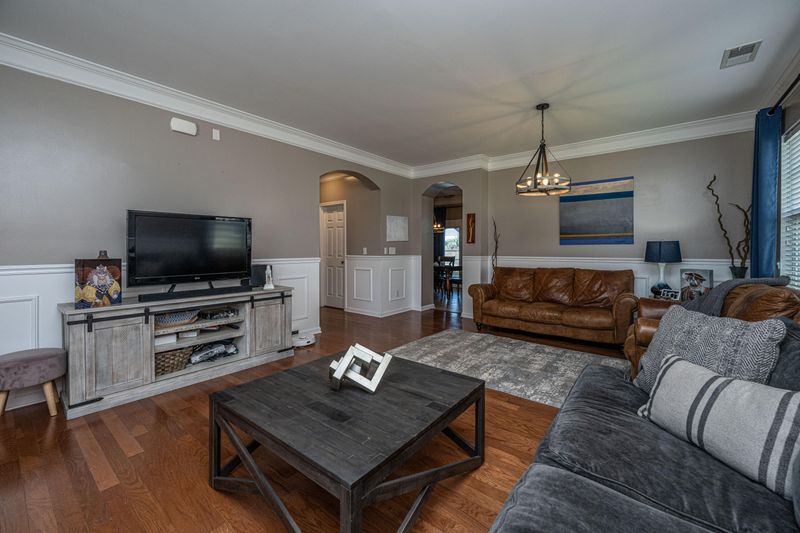 116 Hyrne Dr, Goose Creek, SC 29445
