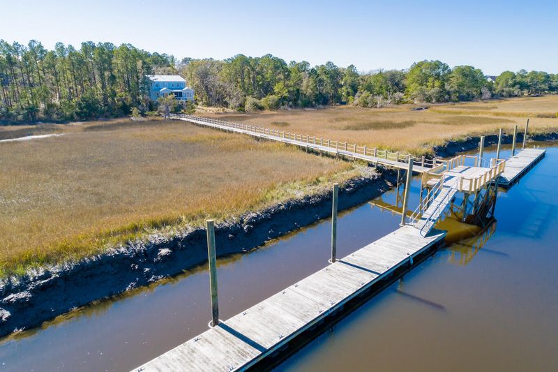 1616 Zurlo Way, Johns Island, SC 29455
