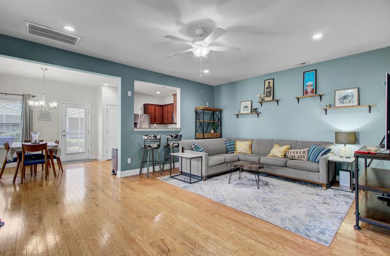 1830 Heldsberg Dr, Charleston, SC 29414