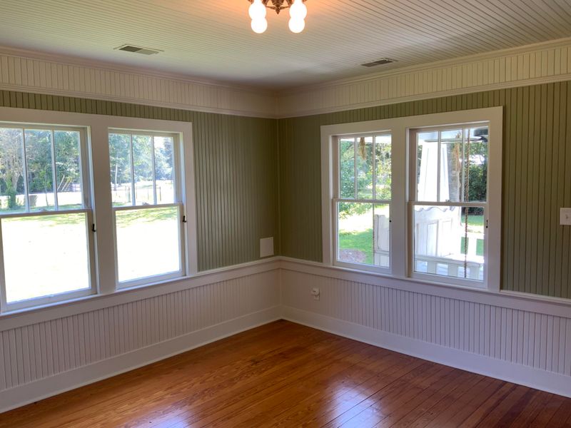 224 Embassy Dr, Summerville, SC 29483
