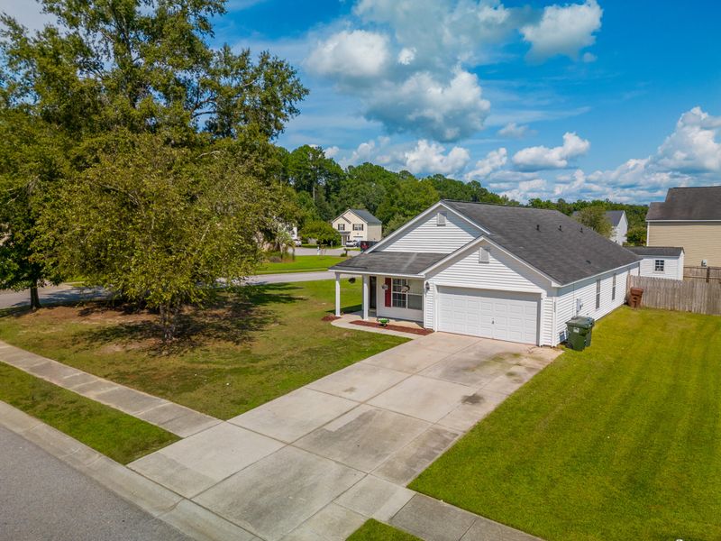 3000 Mapleleaf Dr, Moncks Corner, SC 29461