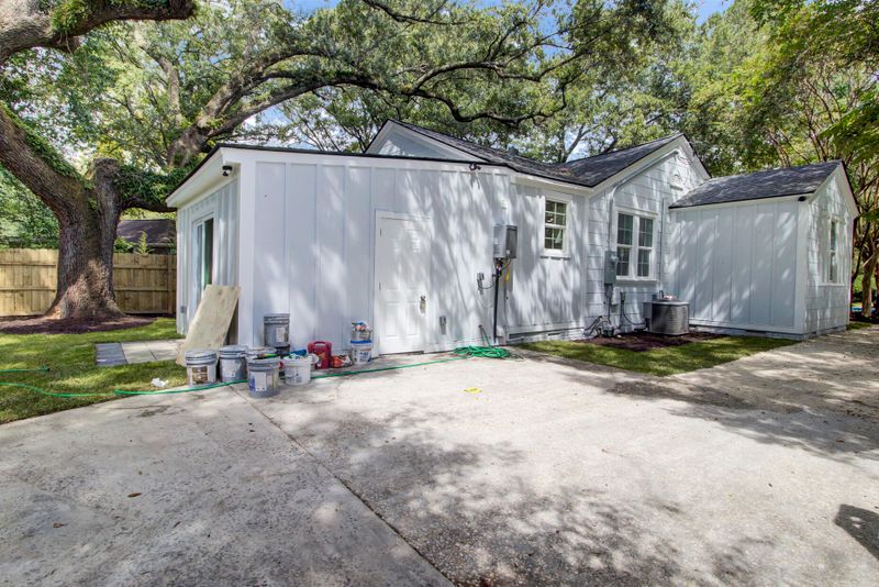 214 Tanglewood Ave, Charleston, SC 29407