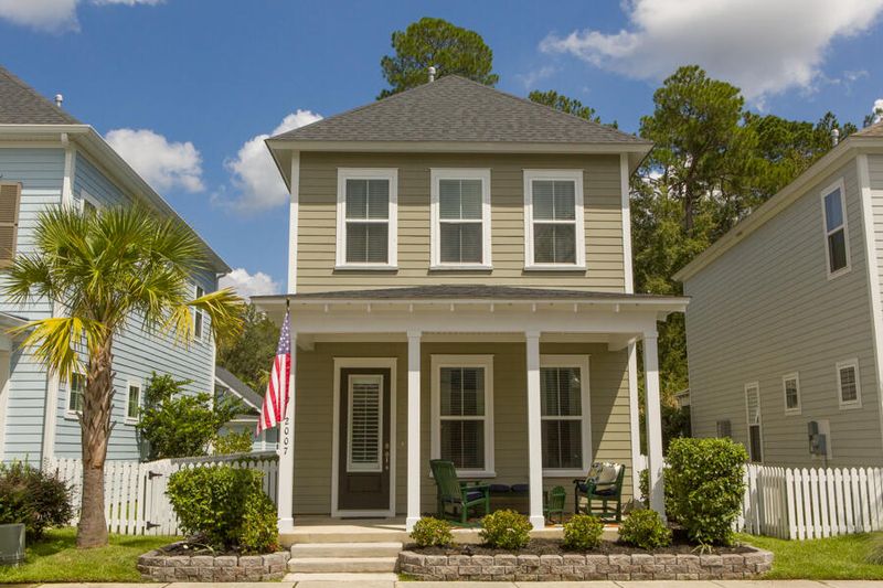2007 Codorus Ln, Hanahan, SC 29410