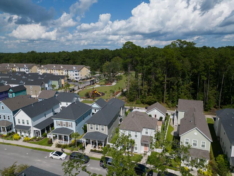 2007 Codorus Ln, Hanahan, SC 29410