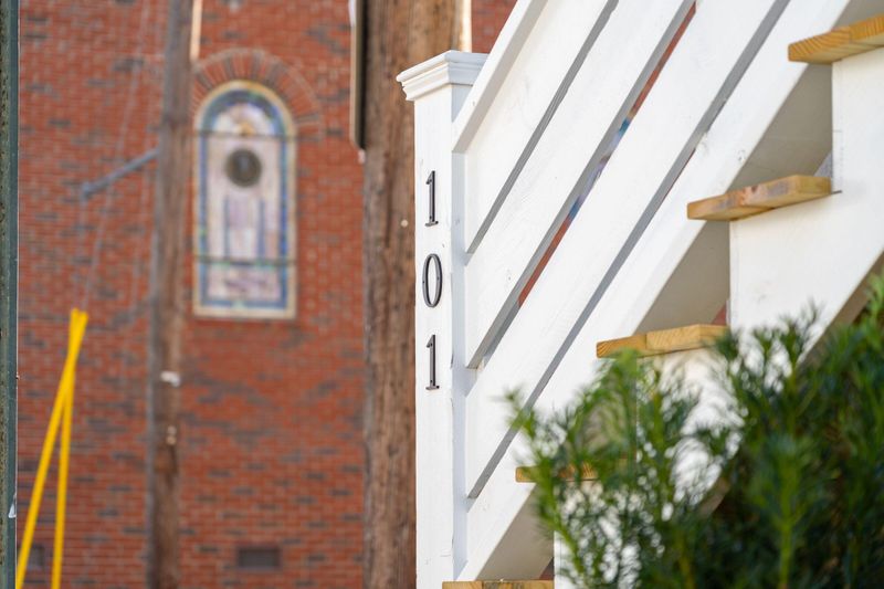 101 Cooper St, Charleston, SC 29403