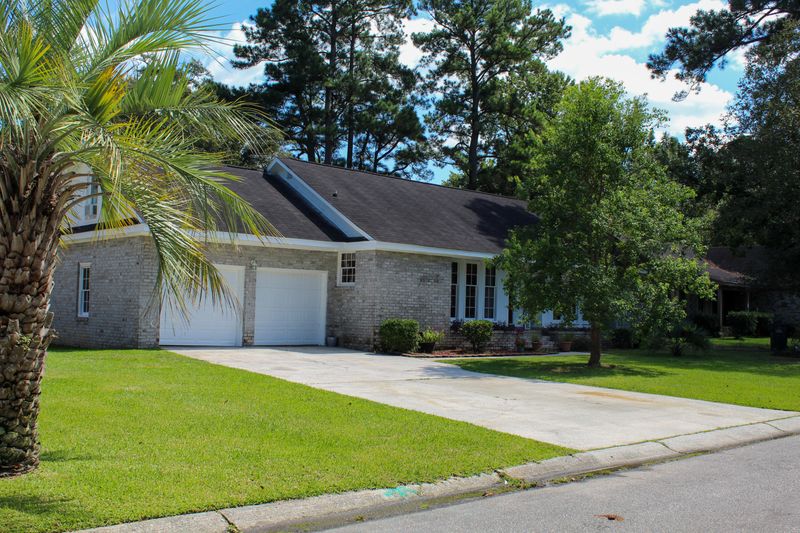 8158 Poplar Ridge Rd, North Charleston, SC 29406