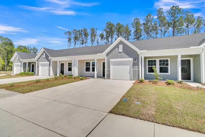 817 Descartes St, Summerville, SC 29486