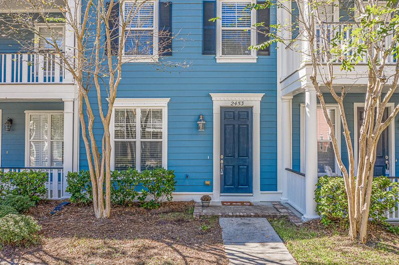 2453 Kings Gate Ln, Mount Pleasant, SC 29466