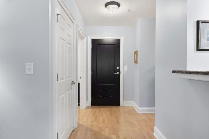 498 Albemarle Rd #310, Charleston, SC 29407