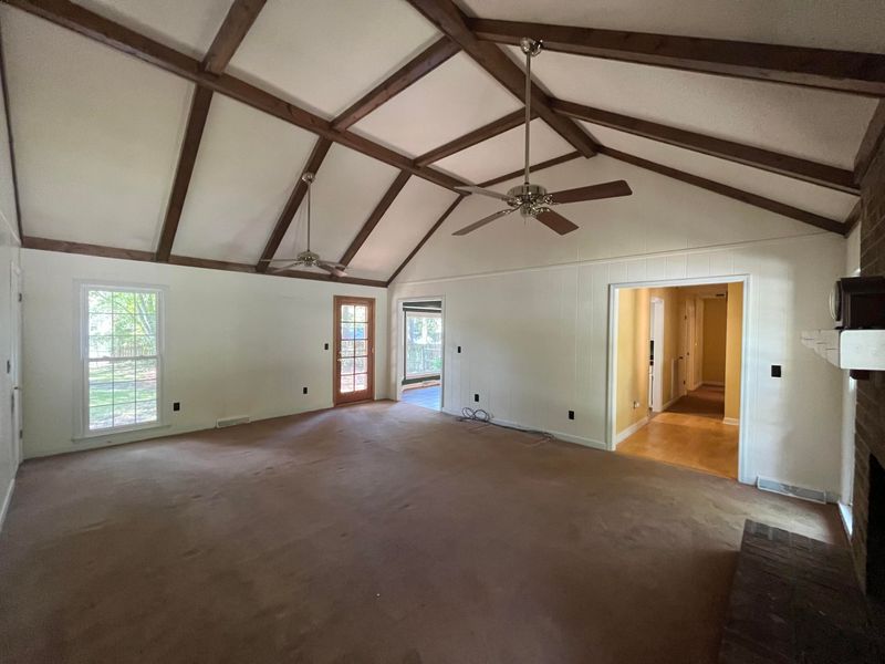 208 Chessington Cir, Summerville, SC 29485
