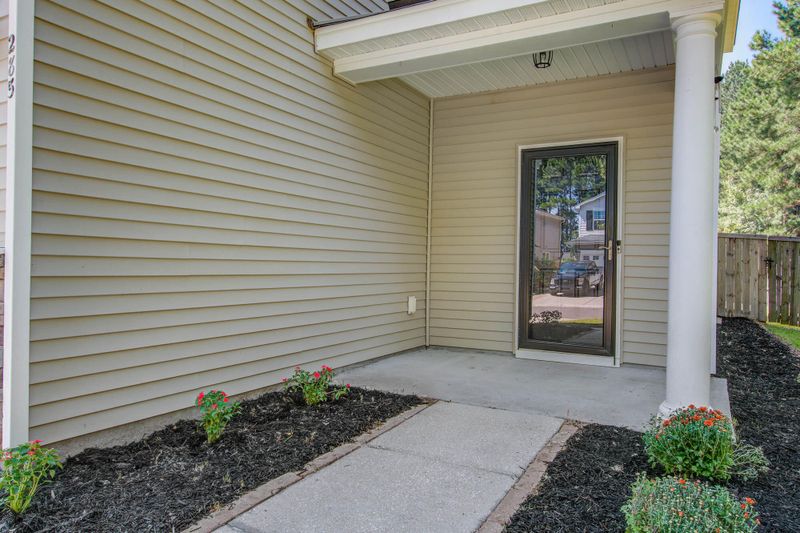 285 Cameron St, Summerville, SC 29486