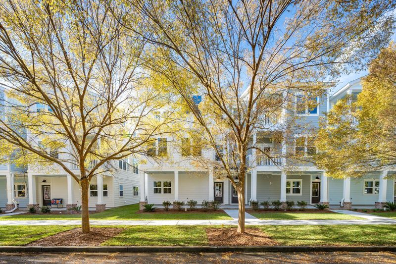 639 N Laurel St #74, Summerville, SC 29483