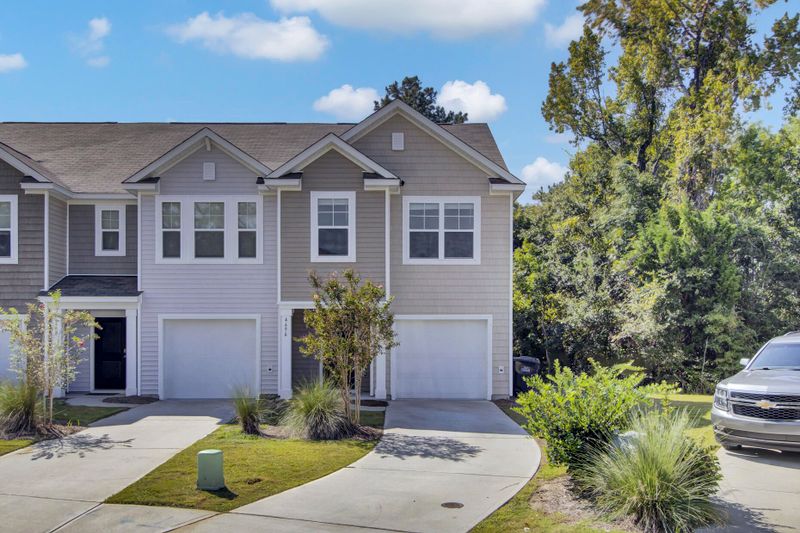 4696 Palm View Cir, North Charleston, SC 29418