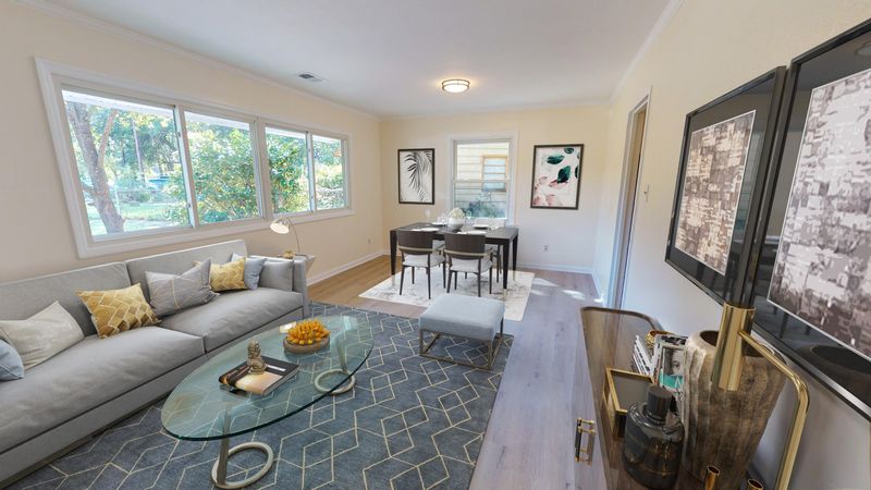 1267 Hawthorne Cir, Hanahan, SC 29410