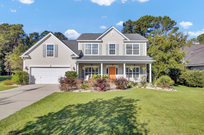 1481 Coopers Hawk Dr, Hanahan, SC 29410