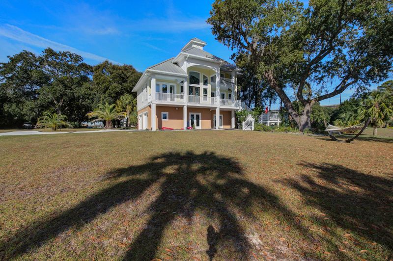 1109 Pinefield Dr, Charleston, SC 29492