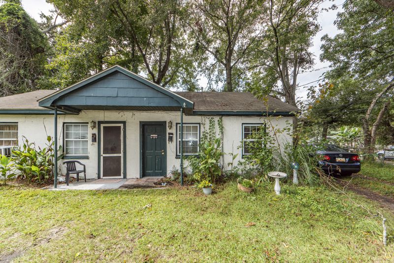1923 Fuller St, North Charleston, SC 29406