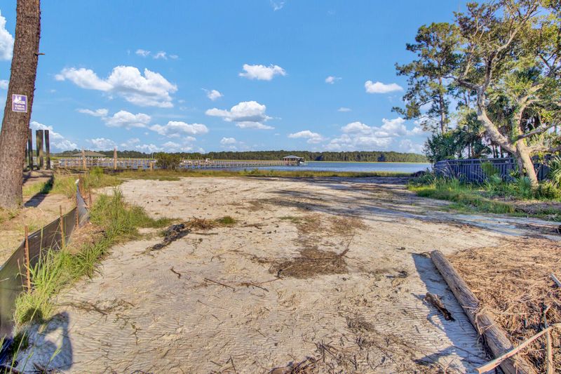 1220 Rivers Reach Dr, Wando, SC 29492