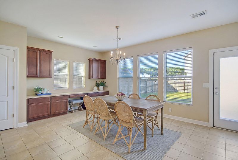 554 Crossland Dr, Moncks Corner, SC 29461