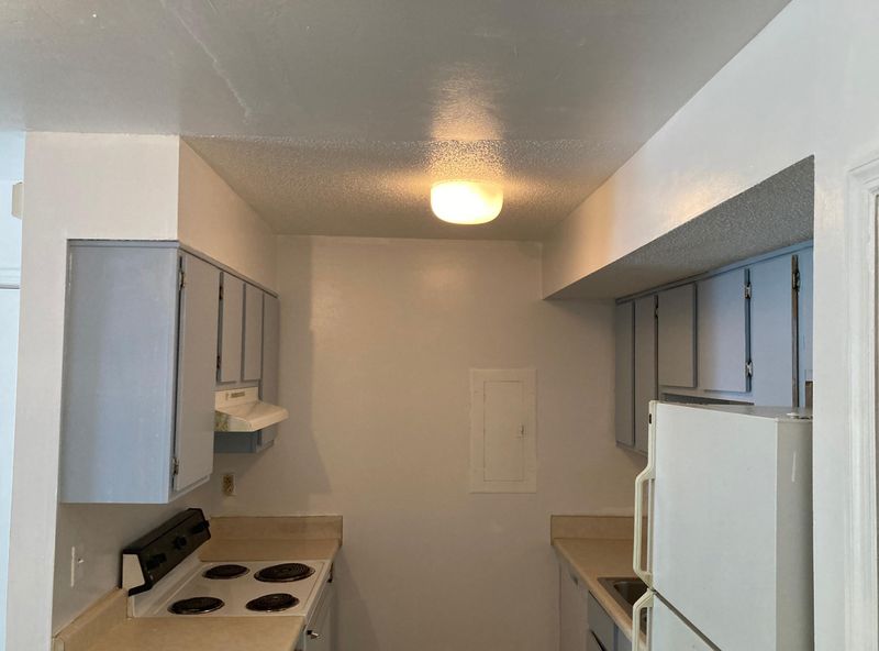 2494 Etiwan Avenue Apt M3 Charles Ave #3-D, Charleston, SC 29414