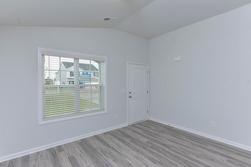 320 O'leary Cir, Summerville, SC 29483
