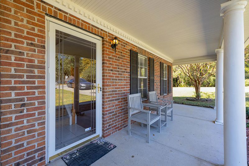 9210 Ayscough Rd, Summerville, SC 29485