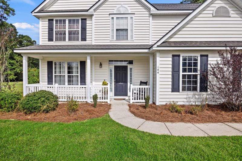 144 Thousand Oaks Cir, Goose Creek, SC 29445