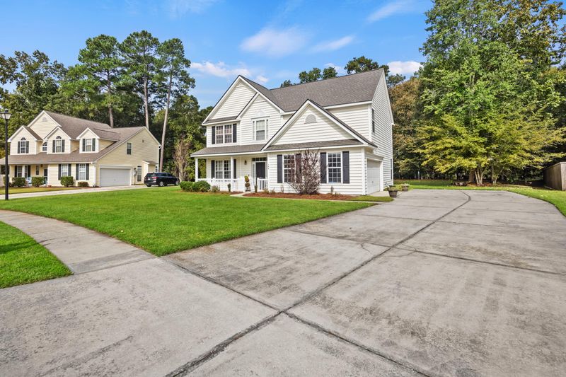144 Thousand Oaks Cir, Goose Creek, SC 29445