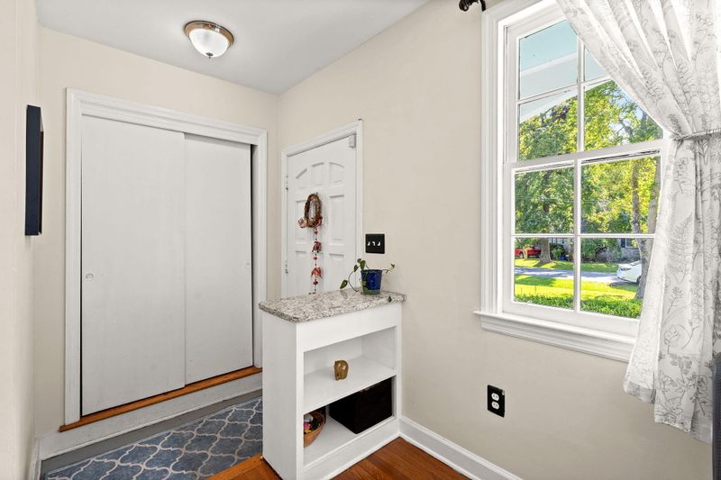 1791 N Mayflower Dr, Charleston, SC 29412