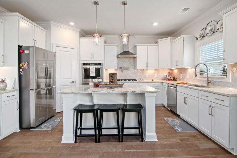 635 Chigwell Springs Ln, Summerville, SC 29486