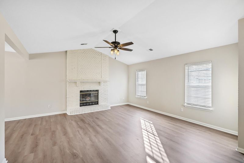 130 Two Hitch Rd, Goose Creek, SC 29445