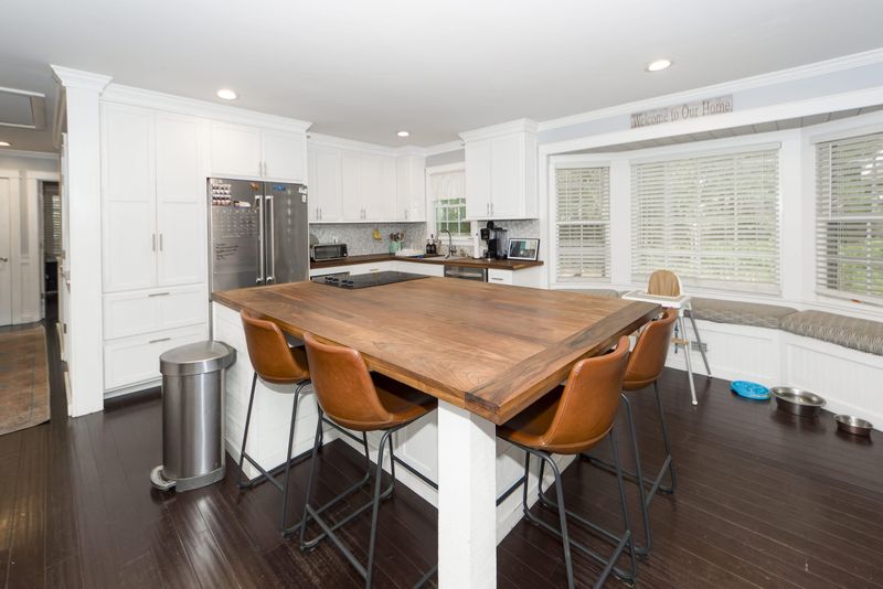 310 White Fox Ln, Goose Creek, SC 29445