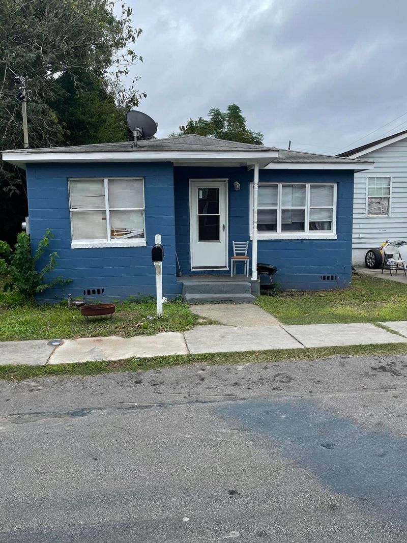 2235 Birdie Garrett St, Charleston, SC 29405