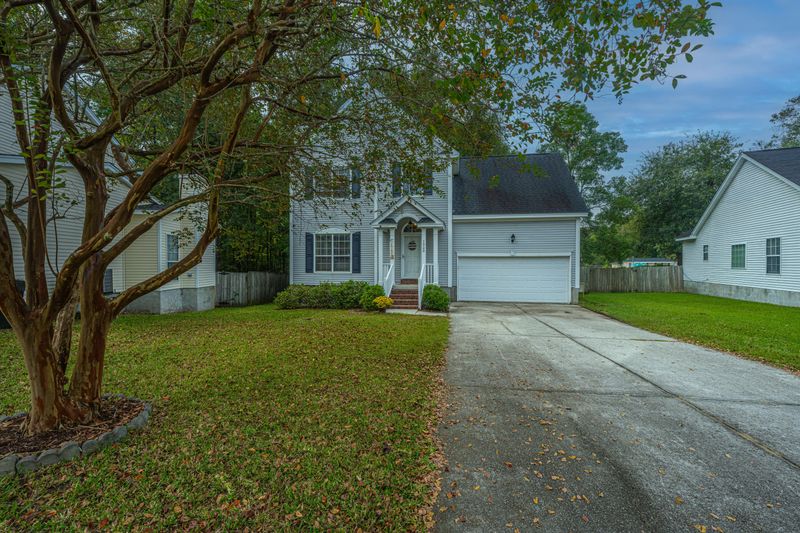 1920 Treebark Dr, Charleston, SC 29414