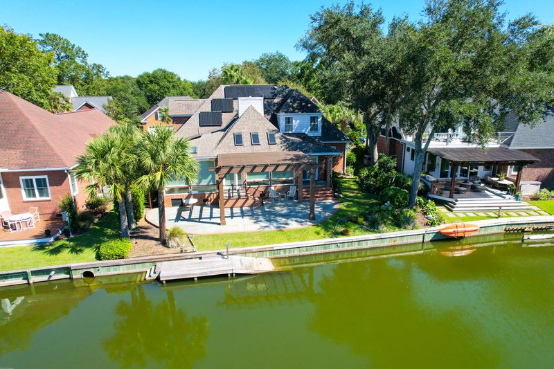 1125 Waterfront Dr, Mount Pleasant, SC 29464